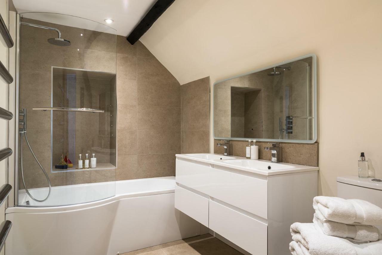 Luxury 3 Bed Flat In The Centre Of Woodstock Apartment Exterior photo