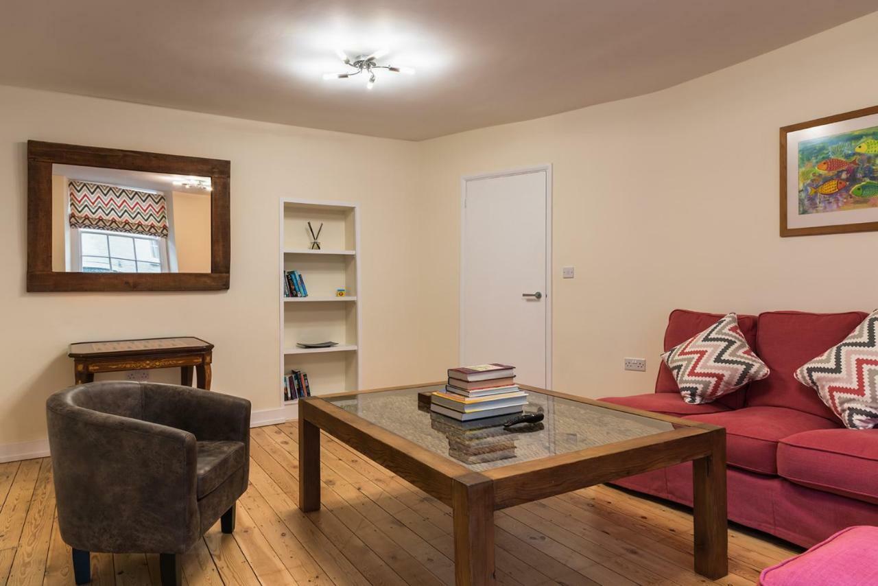 Luxury 3 Bed Flat In The Centre Of Woodstock Apartment Exterior photo